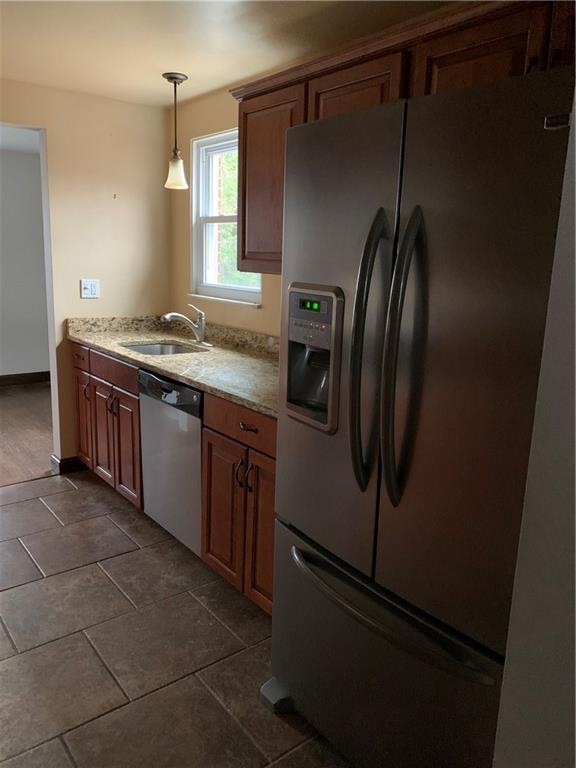 848 Rosalind Road Pittsburgh, PA 15237 - Photo 9 of 18 Gallery Image 9