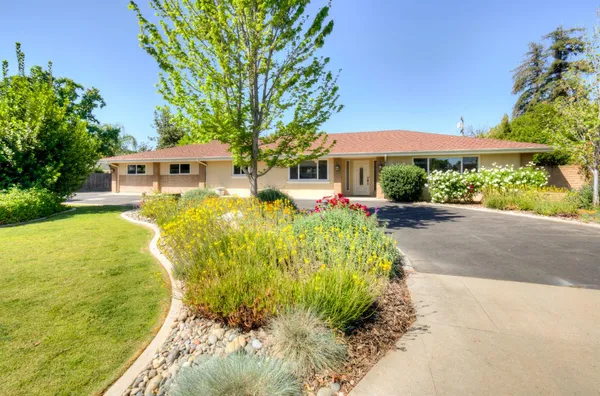 $625,000 | 2004 South Renn Avenue, Fresno, CA 93727