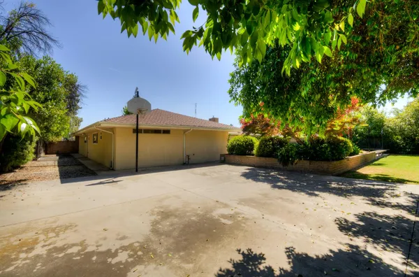 $625,000 | 2004 South Renn Avenue, Fresno, CA 93727