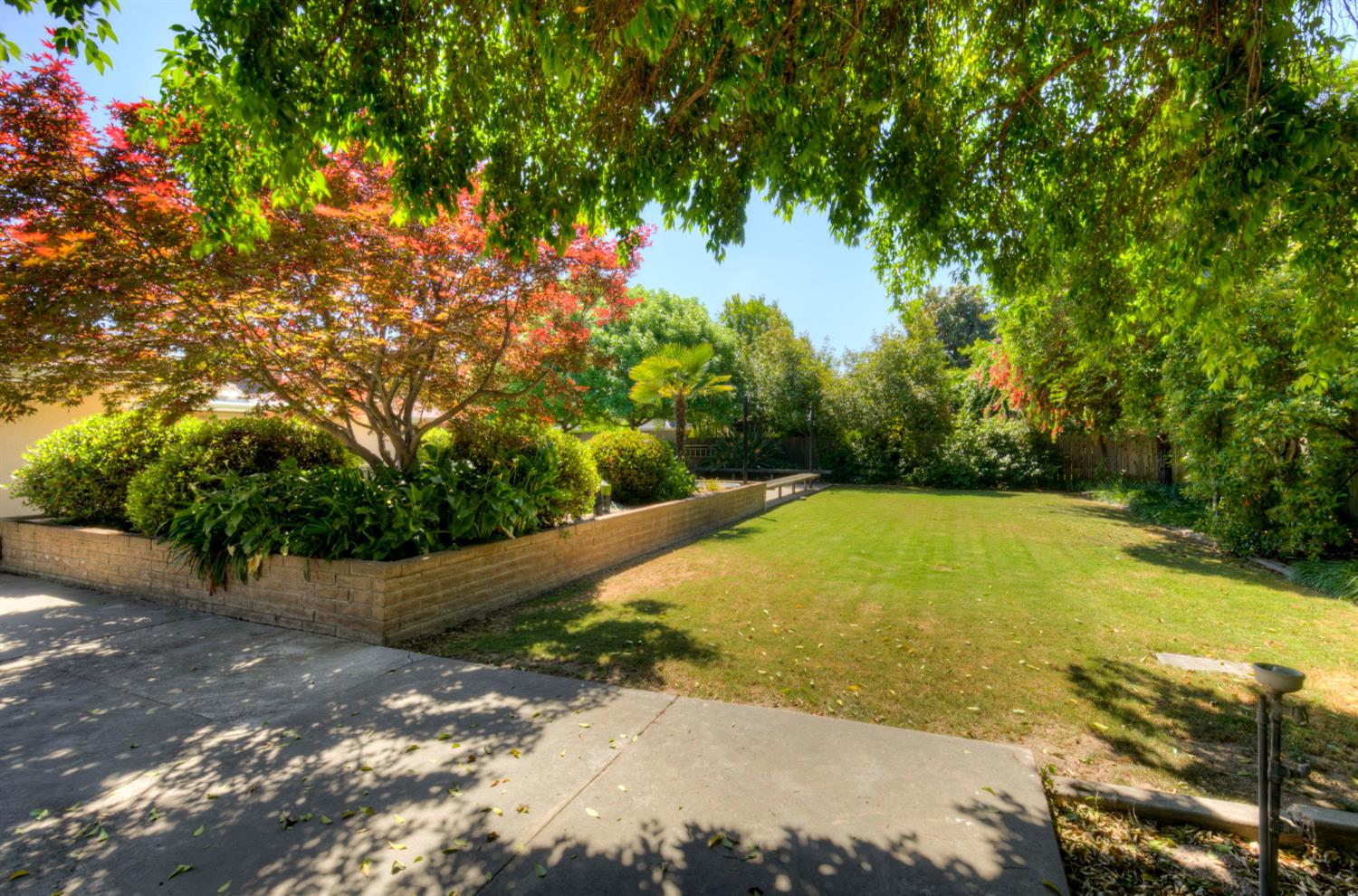 2004 South Renn Avenue Fresno, CA 93727 - Photo 29 of 33 Your own peaceful, easy feeling.