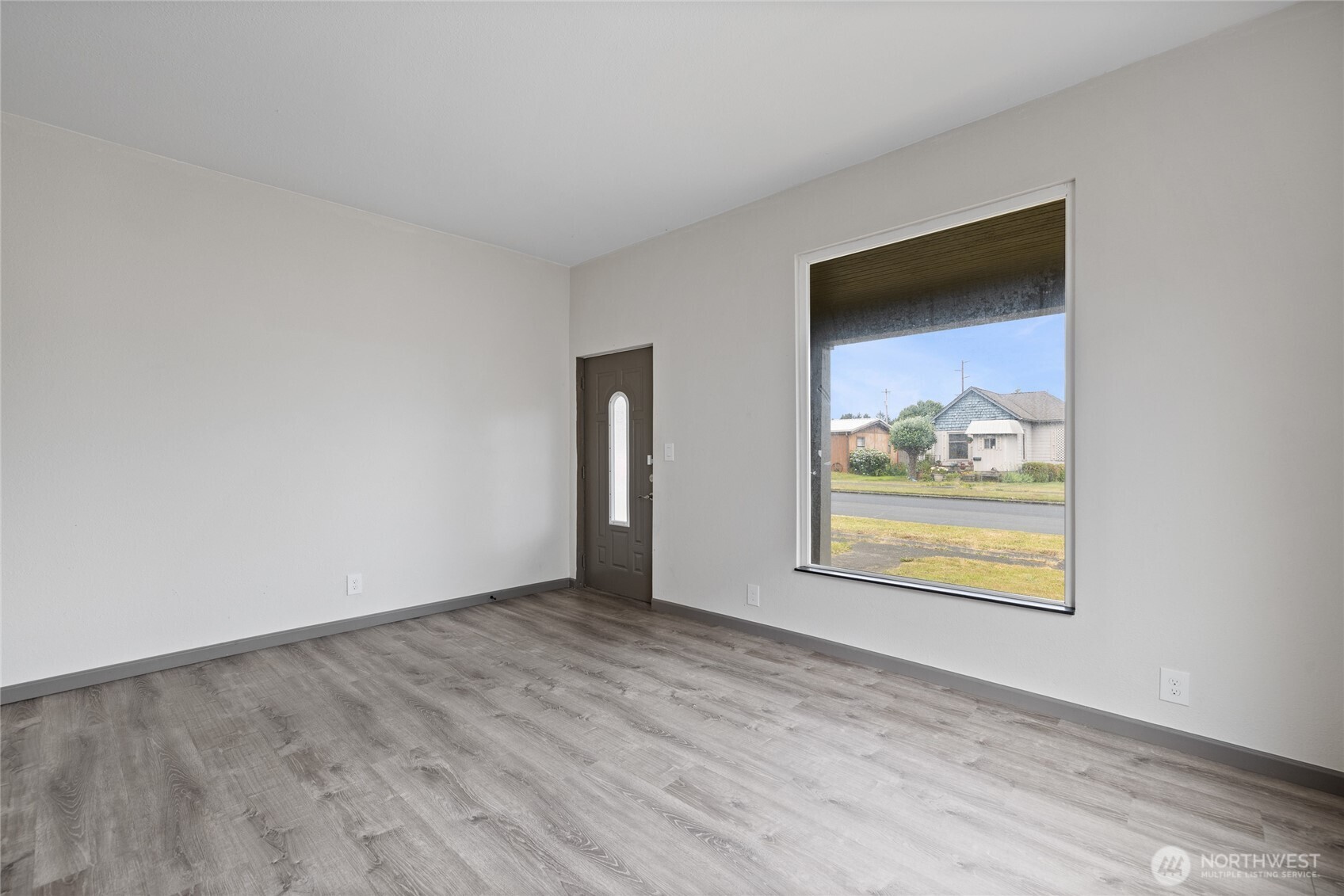 117 G Street Cosmopolis, WA 98537 - Photo 3 of 39 Gallery Image 3