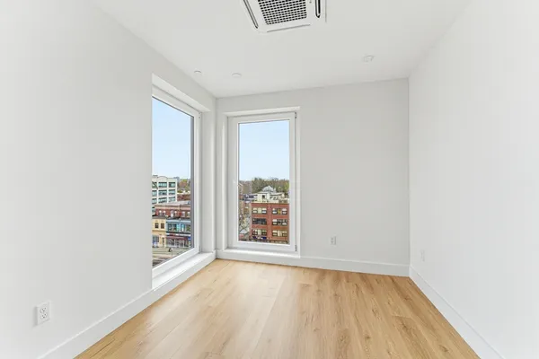 $6,185 | 1035 Commonwealth Avenue, Unit 502, Boston, MA 02215