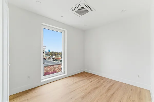 $6,185 | 1035 Commonwealth Avenue, Unit 502, Boston, MA 02215