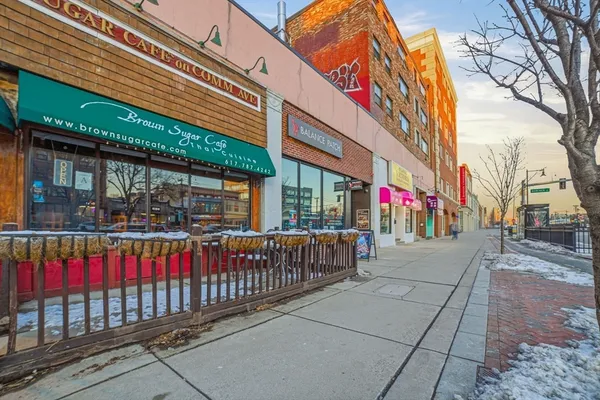 $6,185 | 1035 Commonwealth Avenue, Unit 502, Boston, MA 02215