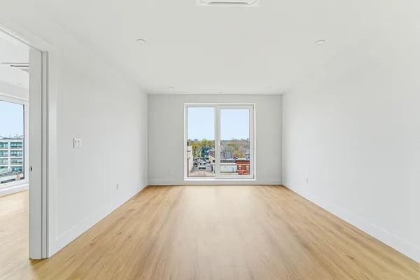 $6,185 | 1035 Commonwealth Avenue, Unit 502, Boston, MA 02215