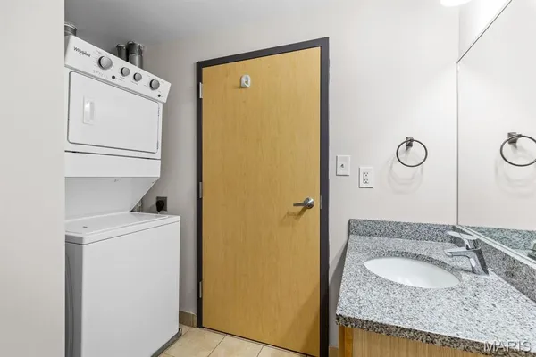 $1,950 | 1019 North Skinker Parkway, Unit 224, St. Louis, MO 63112