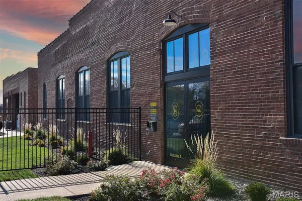 $1,950 | 1019 North Skinker Parkway, Unit 224, St. Louis, MO 63112