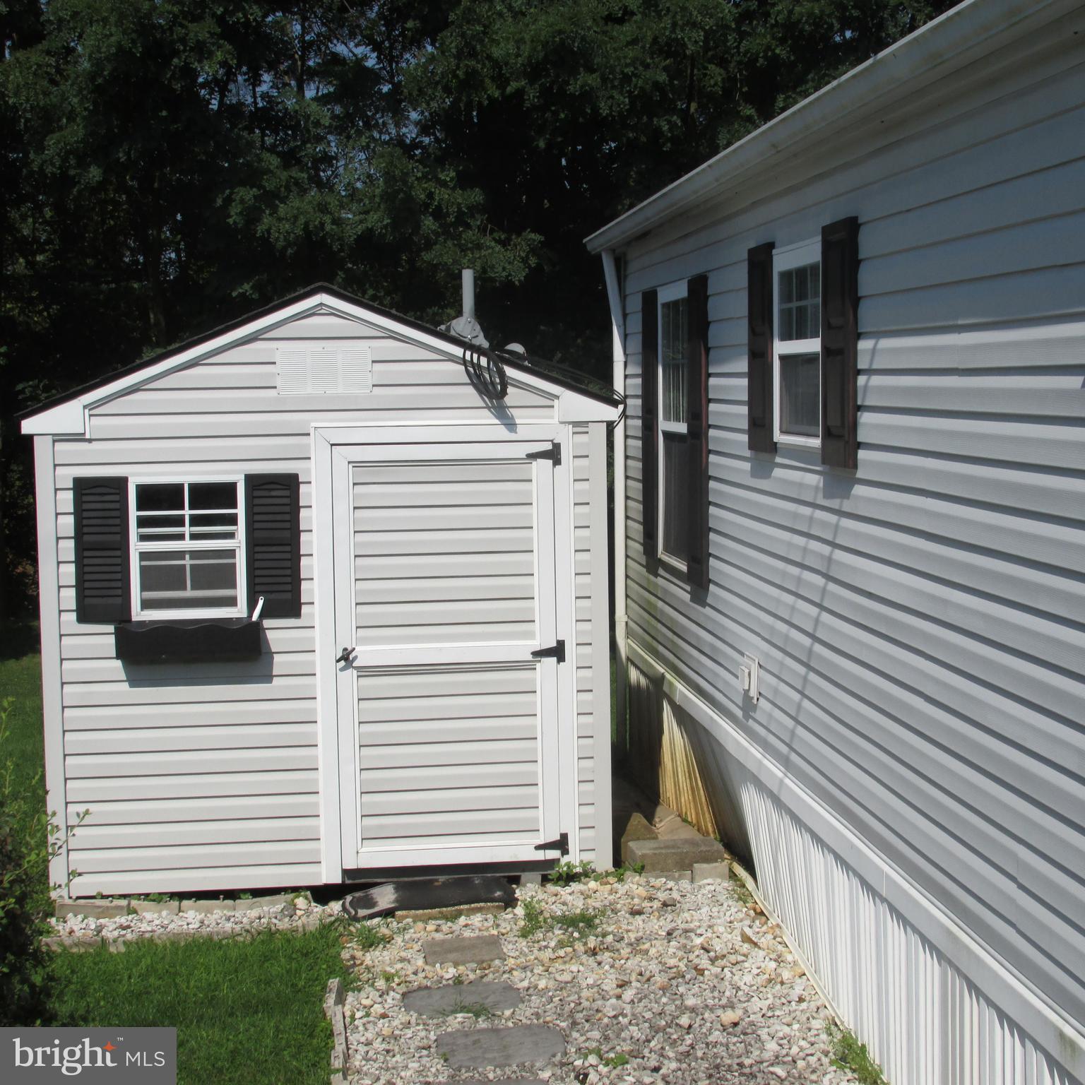 51 Jeffrey Road Gordonville, PA 17529 - Photo 4 of 11 Gallery Image 4