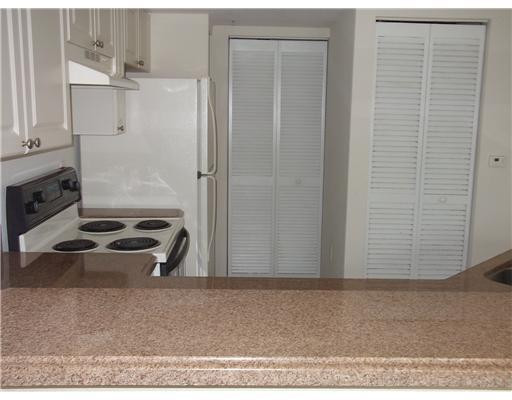 6562 West Sample Road, Unit B 17 Coral Springs, FL 33067 - Photo 4 of 8 Kitchen
