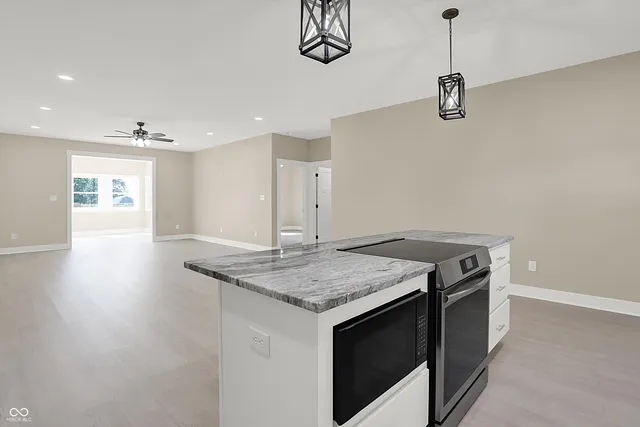 $490,000 | 10618 North 300th Street East, Morristown, IN 46161