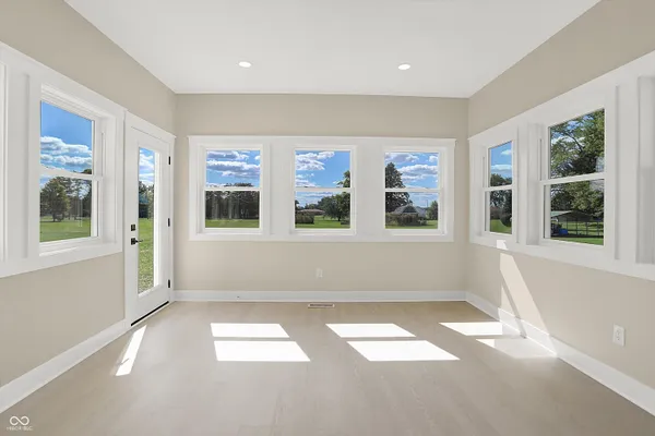 $479,900 | 10618 North 300th Street East, Morristown, IN 46161