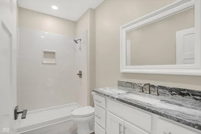 $490,000 | 10618 North 300th Street East, Morristown, IN 46161