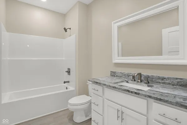 $479,900 | 10618 North 300th Street East, Morristown, IN 46161