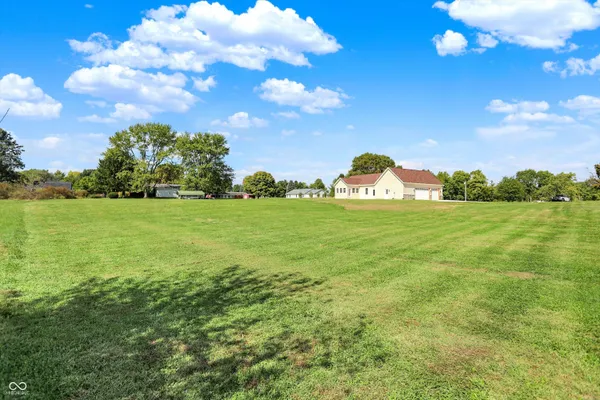 $479,900 | 10618 North 300th Street East, Morristown, IN 46161
