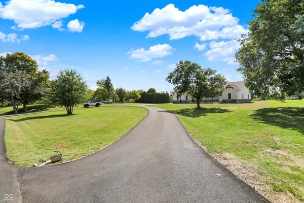 $479,900 | 10618 North 300th Street East, Morristown, IN 46161