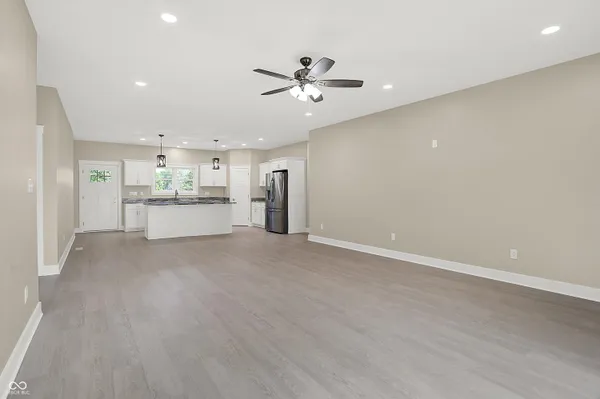 $479,900 | 10618 North 300th Street East, Morristown, IN 46161