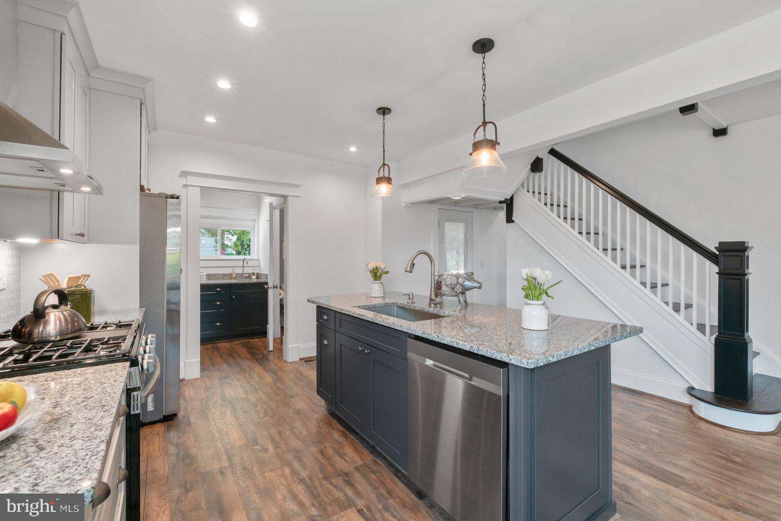 4302 Kensington Road Baltimore, MD 21229 - Photo 14 of 54