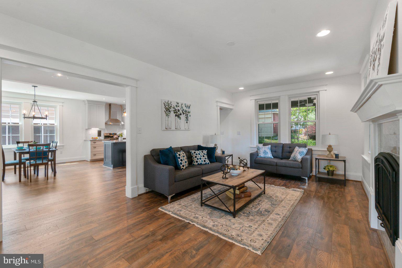 4302 Kensington Road Baltimore, MD 21229 - Photo 8 of 54