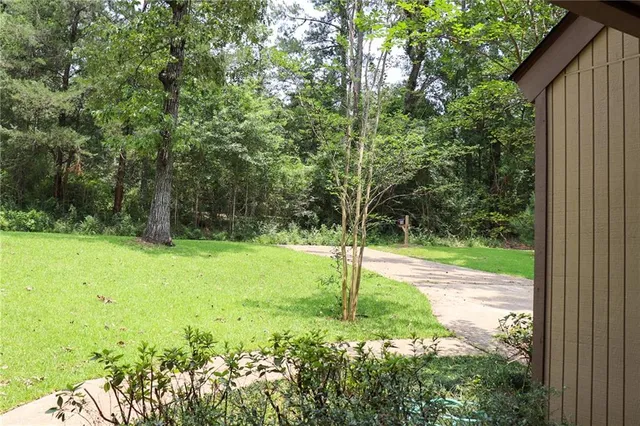 $268,000 | 138 Myrtlewood Drive, Pineville, LA 71360