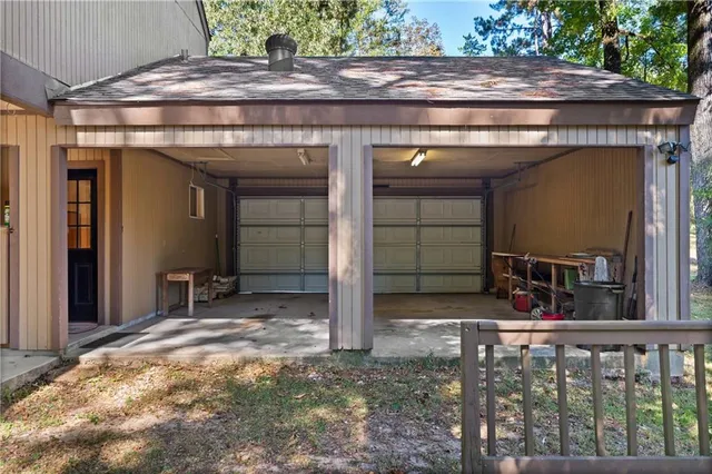 $268,000 | 138 Myrtlewood Drive, Pineville, LA 71360