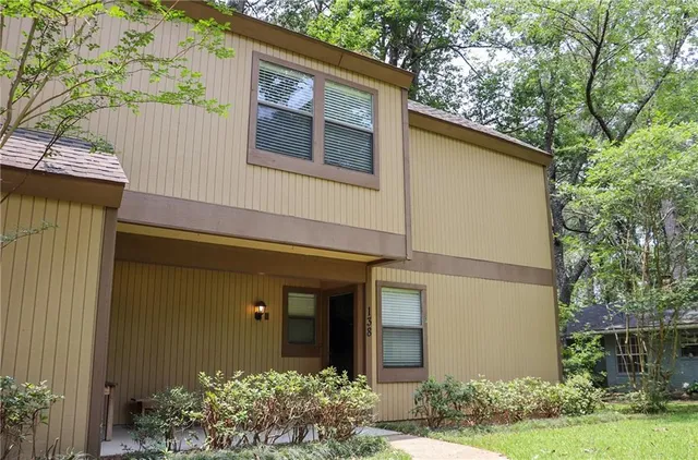 $268,000 | 138 Myrtlewood Drive, Pineville, LA 71360