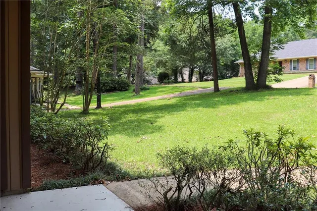 $268,000 | 138 Myrtlewood Drive, Pineville, LA 71360