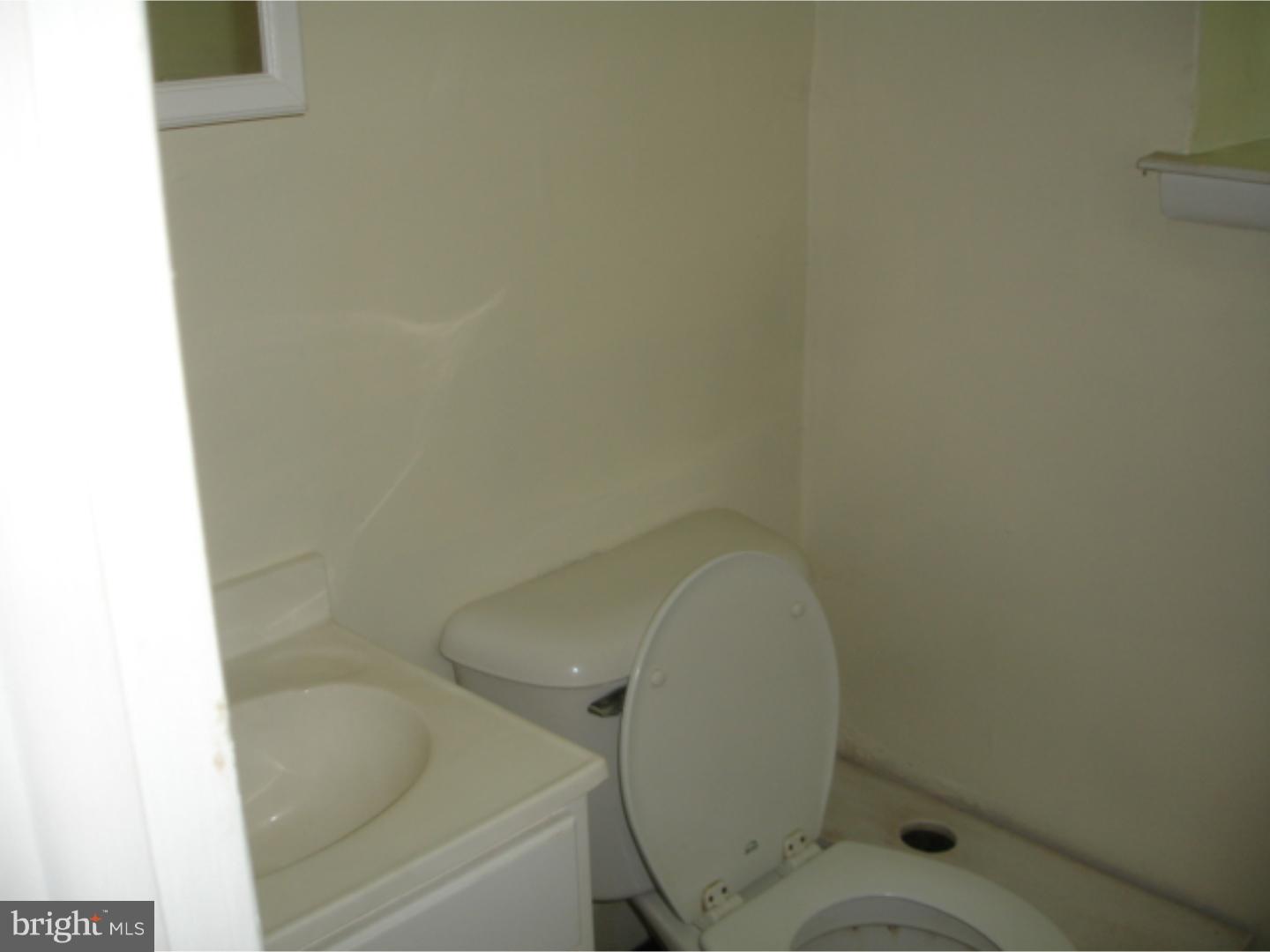 611 Wanamaker Road Jenkintown, PA 19046 - Photo 17 of 17 Half Bath