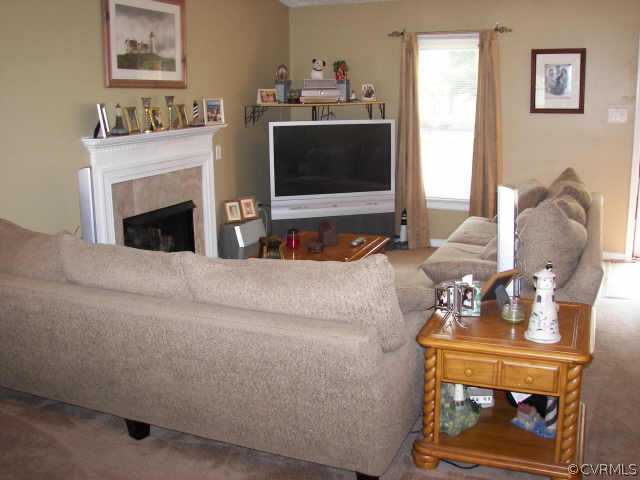 9758 Purcell Road Richmond, VA 23228 - Photo 3 of 7 Other - Family Room