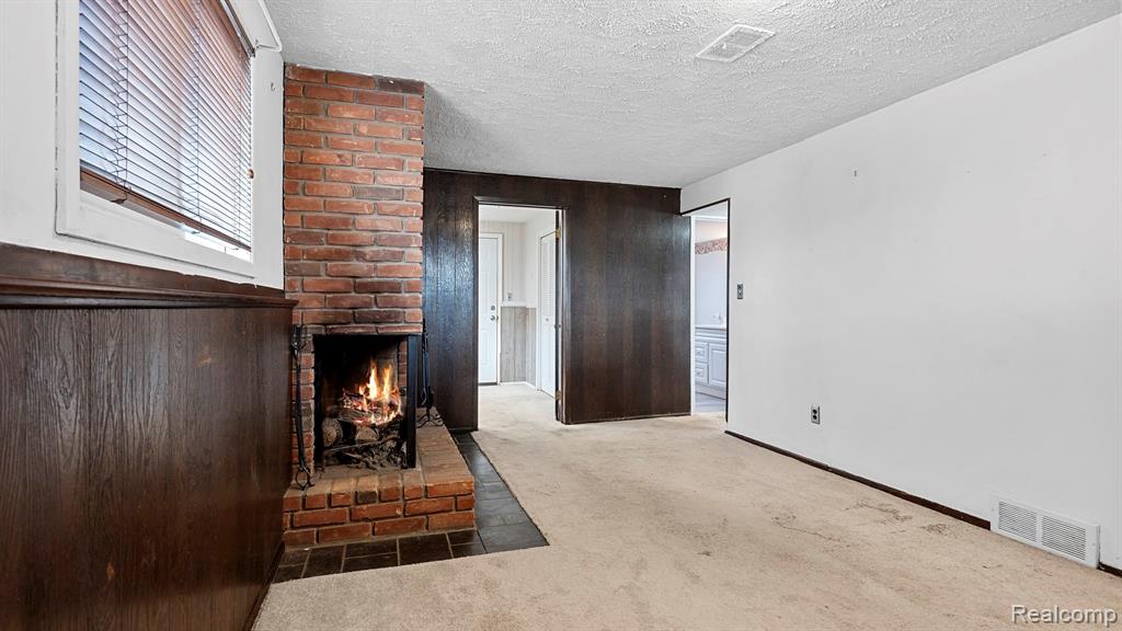 3262 Grange Road Trenton, MI 48183 - Photo 18 of 25 Gallery Image 18