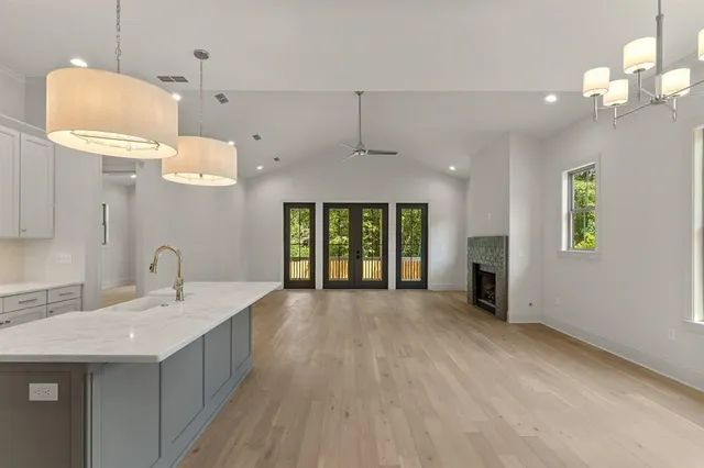 $999,922 | 2013 Forest Glen Court, Tallahassee, FL 32303