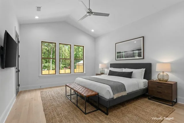 $999,922 | 2013 Forest Glen Court, Tallahassee, FL 32303