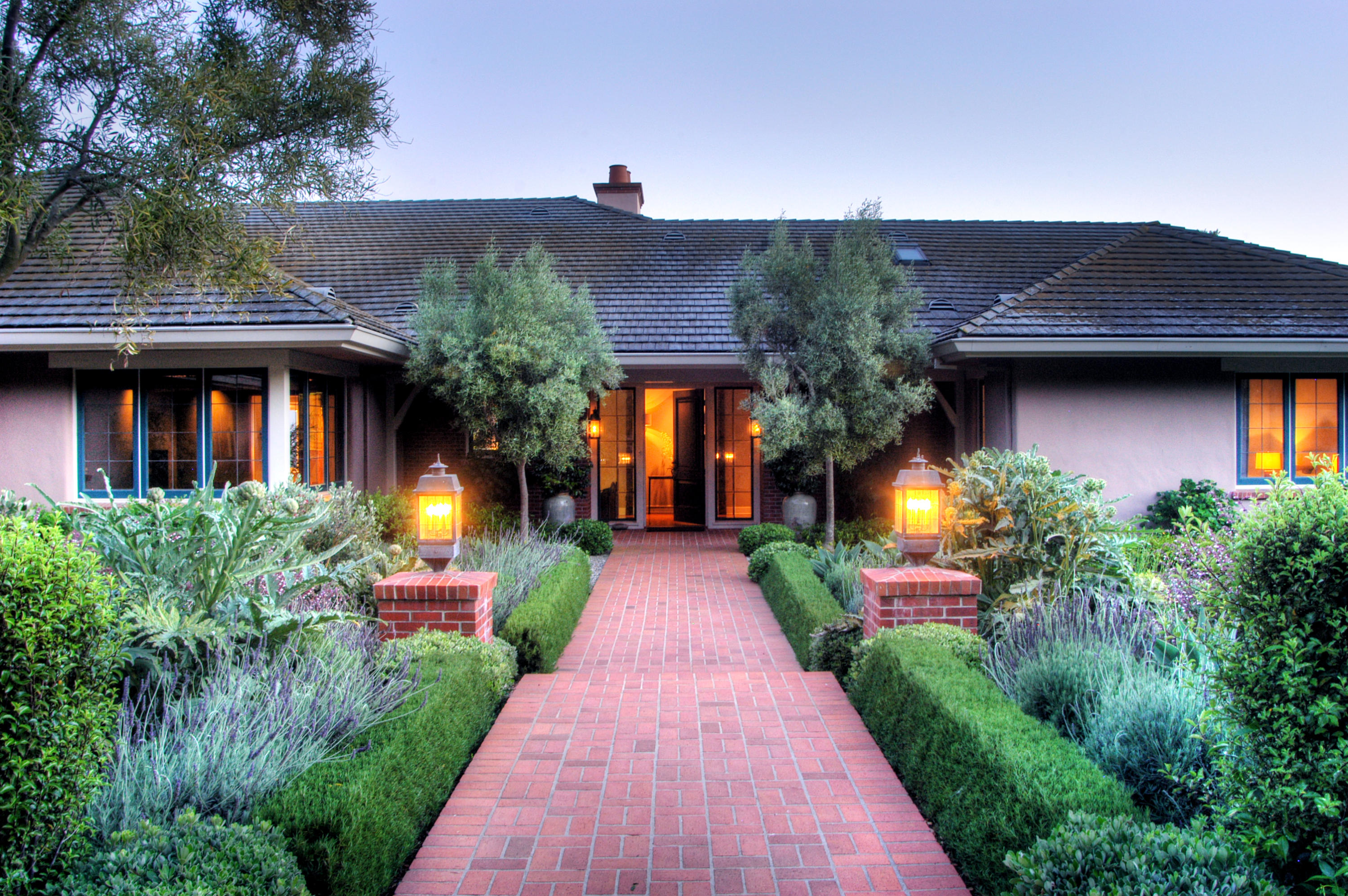 4420 Foothill Road Carpinteria, CA 93013 - Photo 5 of 31 Exterior Front Entrance