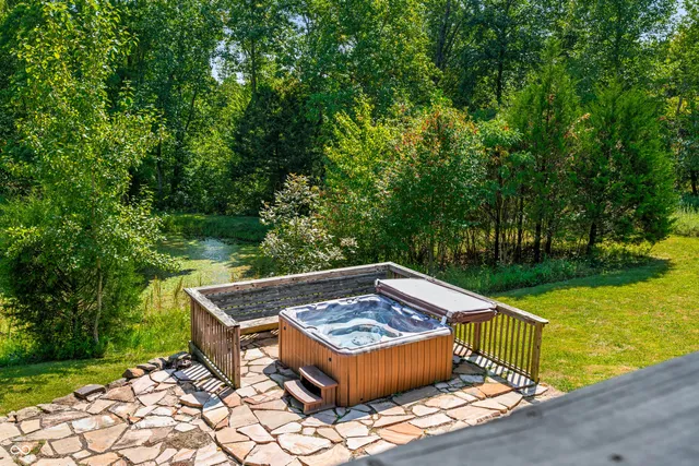 $675,000 | 9601 South Buffalo Pike, Freetown, IN 47235