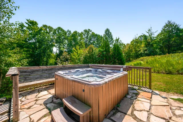 $675,000 | 9601 South Buffalo Pike, Freetown, IN 47235