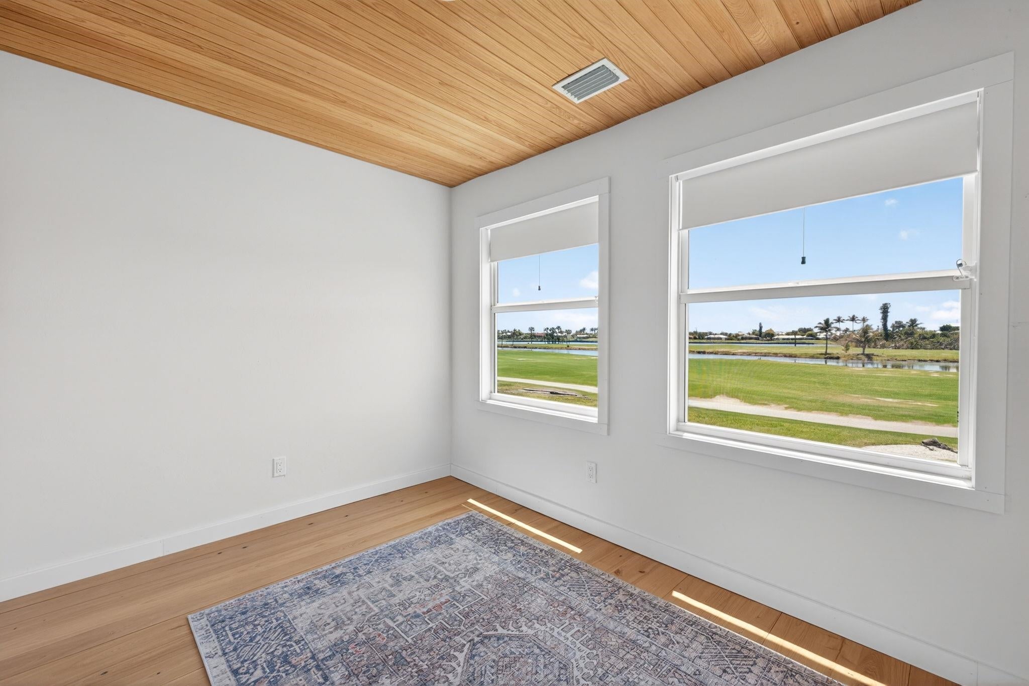 1629 Sand Castle Road Sanibel, FL 33957 - Photo 11 of 32 Gallery Image 11