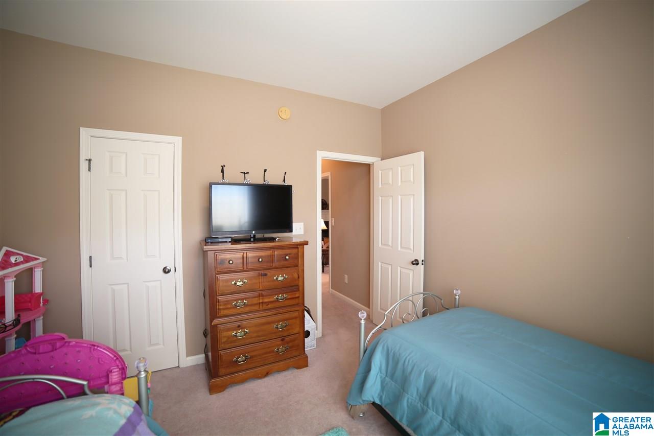 2113 Brett Circle Leeds, AL 35094 - Photo 27 of 36