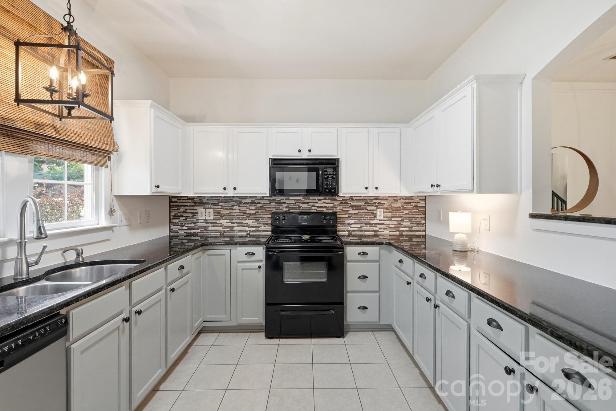 306 Elis Way Fort Mill, SC 29708 - Photo 16 of 48