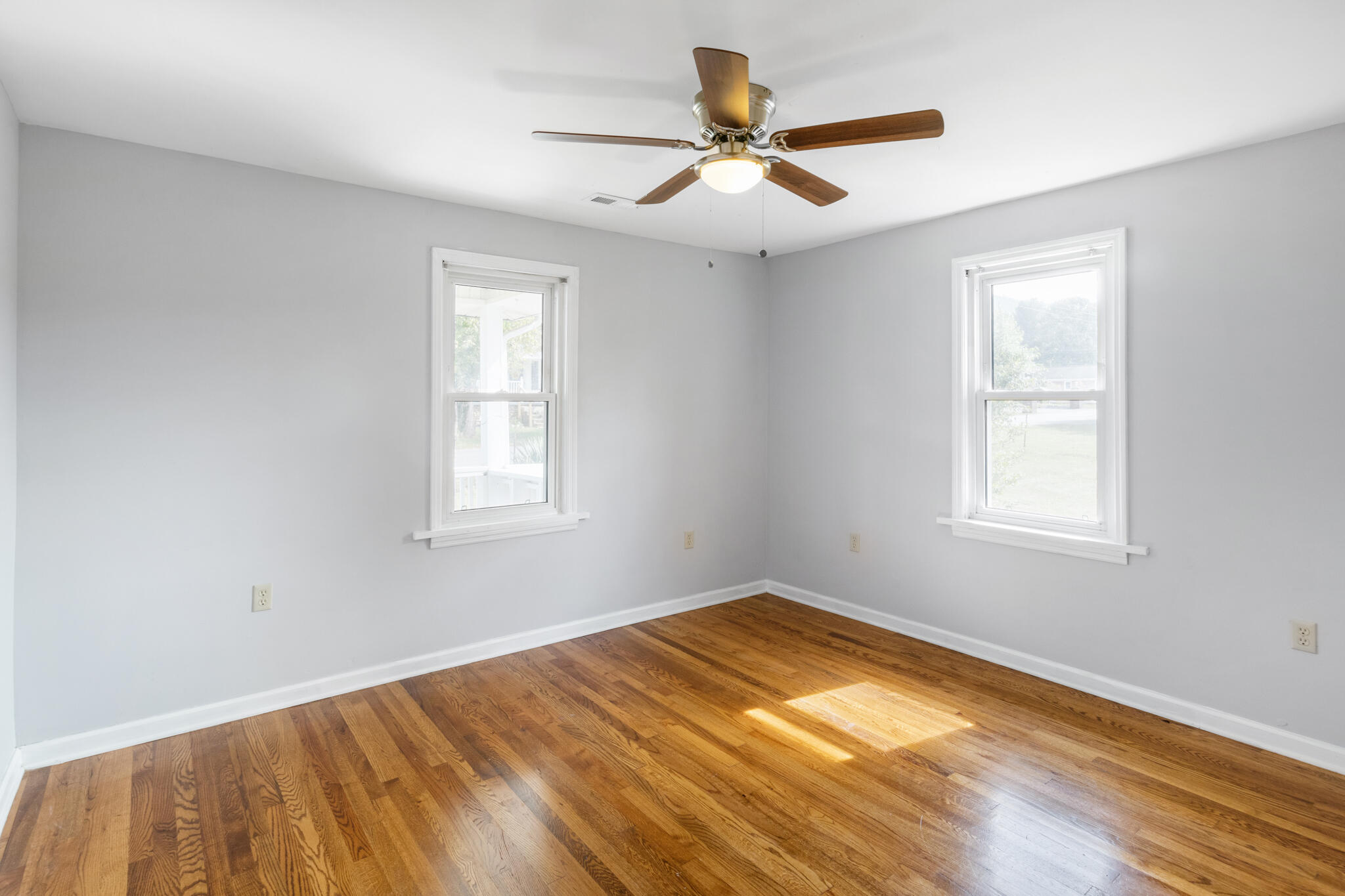 121 Witcher Street Erwin, TN 37650 - Photo 26 of 38 18