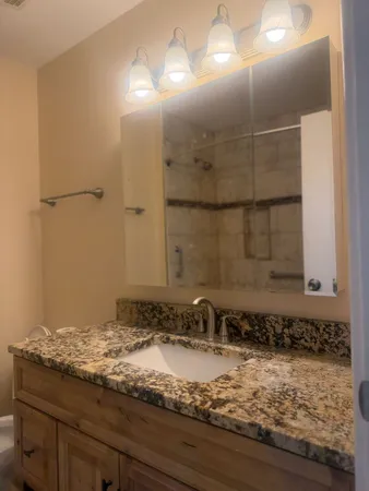 $3,300 | 434 Dogwood Terrace, Buffalo Grove, IL 60089