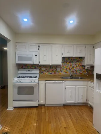 $3,300 | 434 Dogwood Terrace, Buffalo Grove, IL 60089