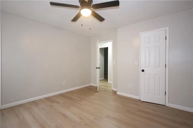 $1,450 | 948 Waverly Court, Lilburn, GA 30047