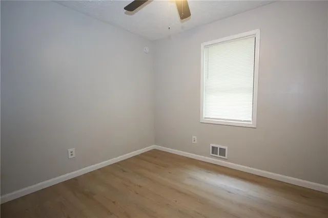 $1,450 | 948 Waverly Court, Lilburn, GA 30047