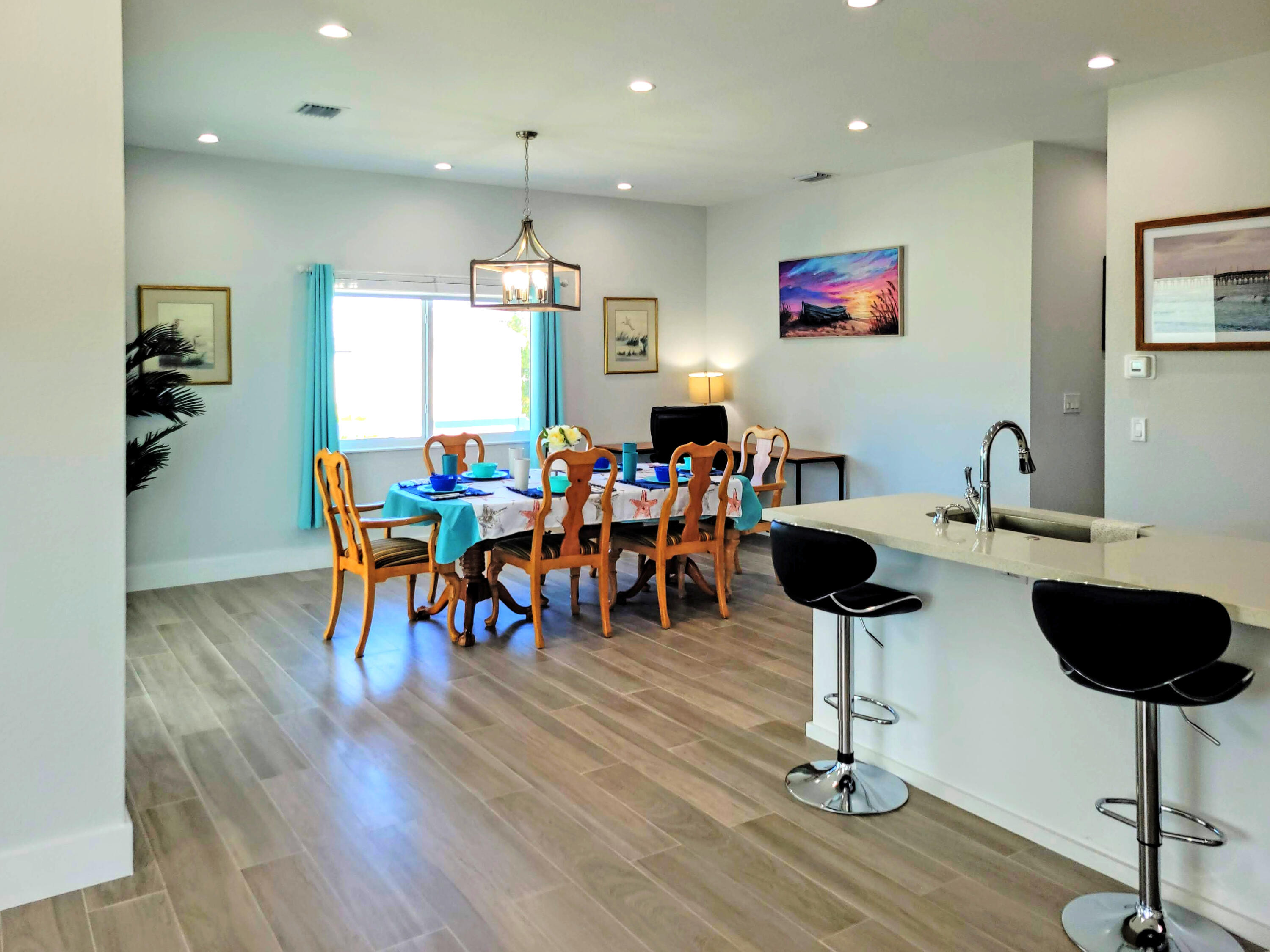 554 Gordon Circle Key Largo, FL 33037 - Photo 7 of 17 Kitchen_Dining