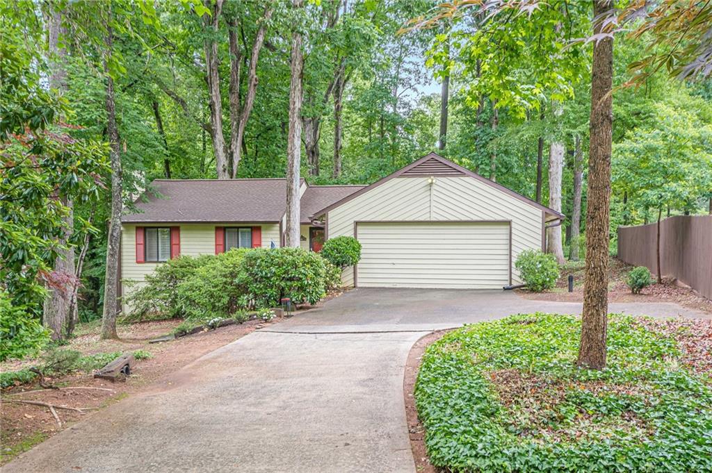 2174 Kinridge Road Marietta, GA 30062 - Photo 1 of 1 Gallery Image 1
