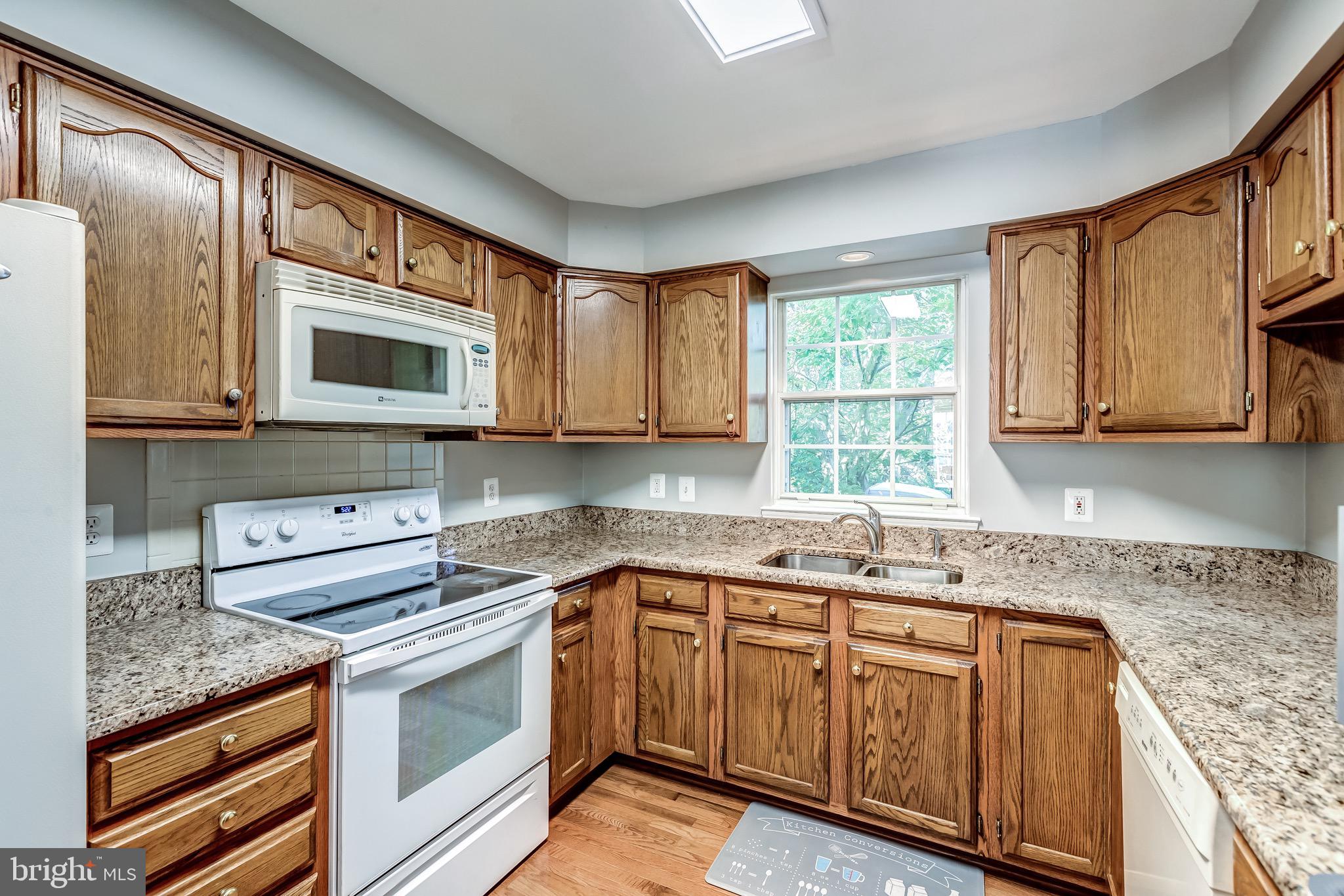 14004 Winding Ridge Lane Centreville, VA 20121 - Photo 13 of 37