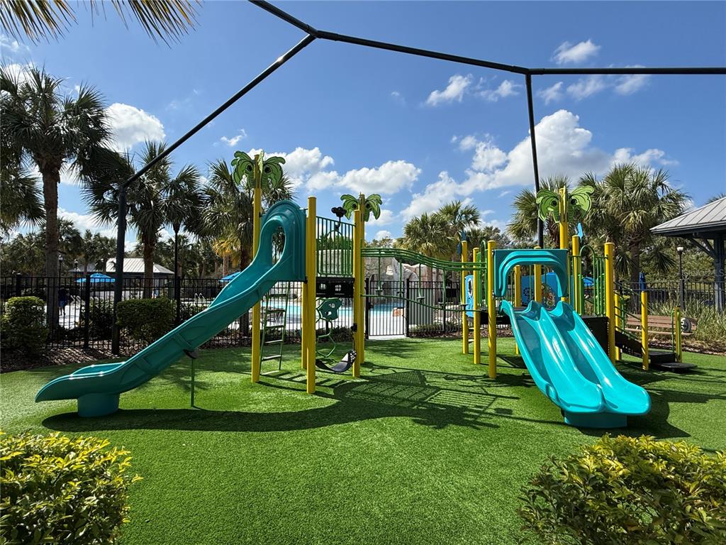 6518 Bridgecrest Drive Lithia, FL 33547 - Photo 25 of 26 a view of a house with a yard