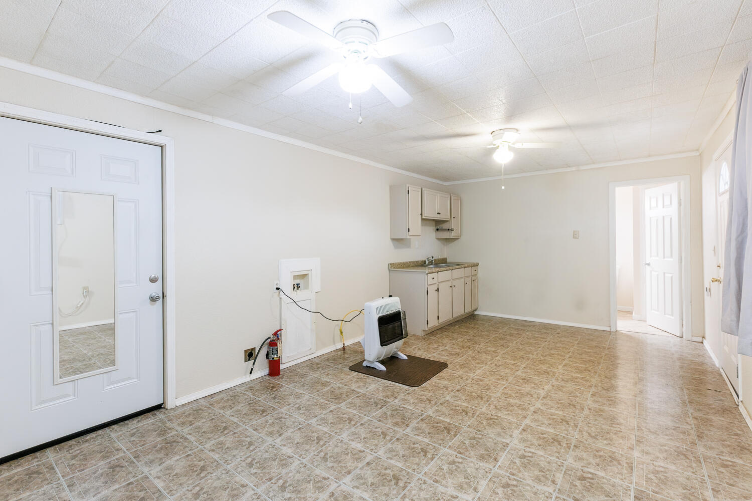 211 Chestnut Street Idalou, TX 79329 - Photo 11 of 31 211 Chestnut-10