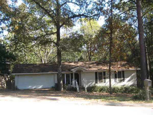 $1,300 | 64 Caisson Trace, Daphne, AL 36527