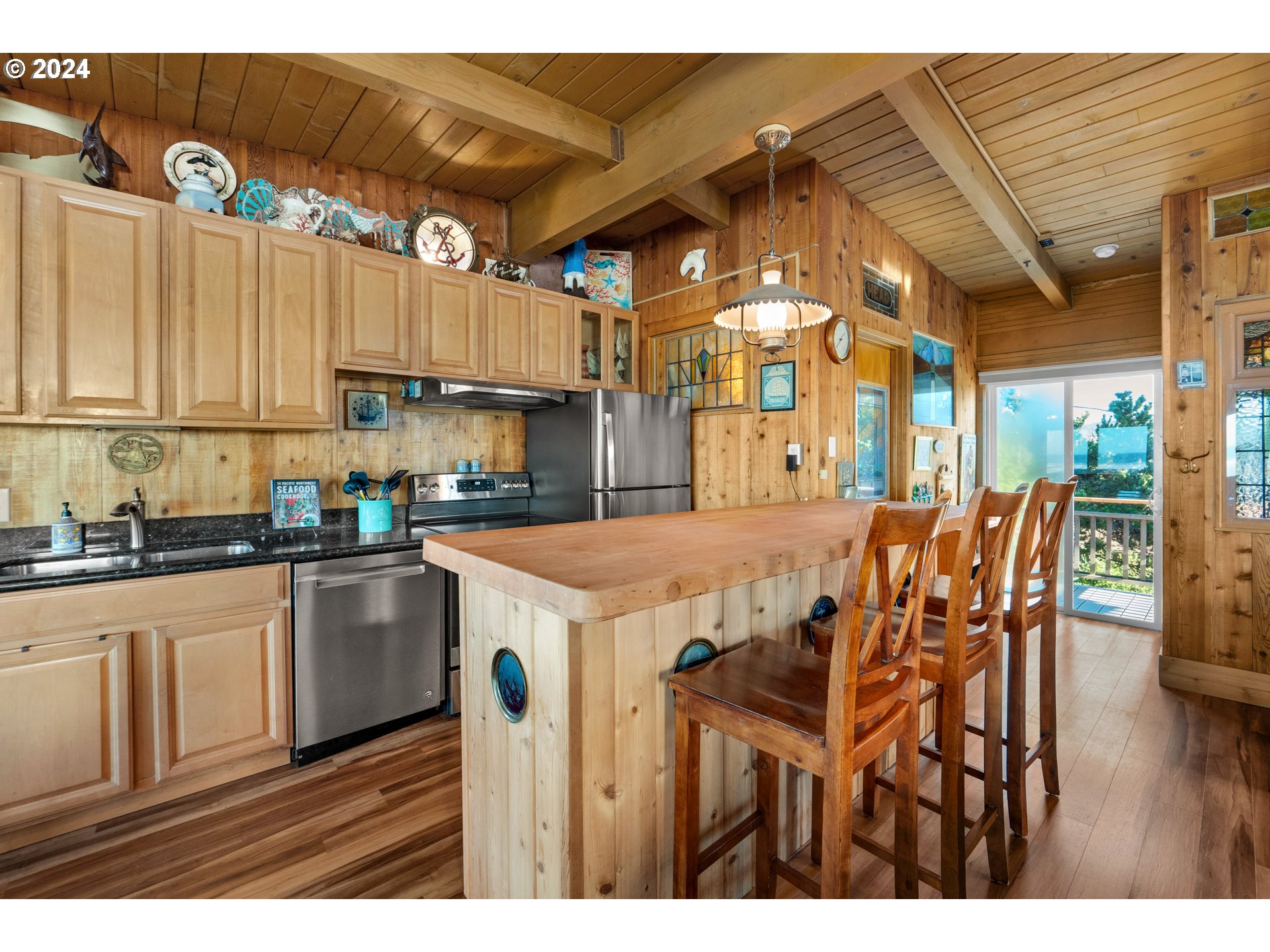 1807 North Prom Seaside, OR 97138 - Photo 14 of 48