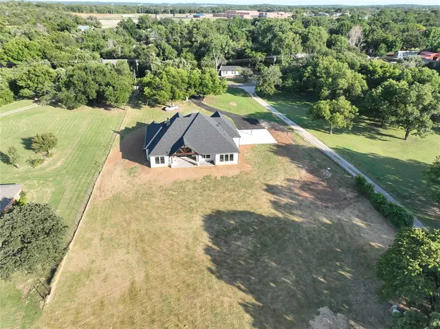 $990,000 | 2736 County Road 804A, Burleson, TX 76028